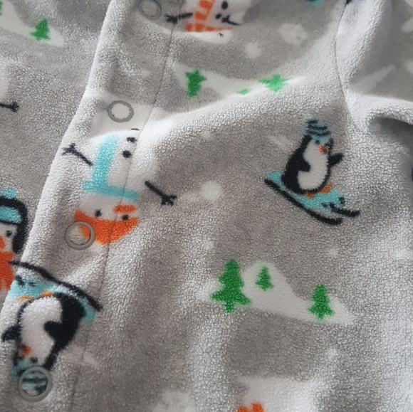 Carter's 3m 3/$20 fleece footie - Picture 3 of 3